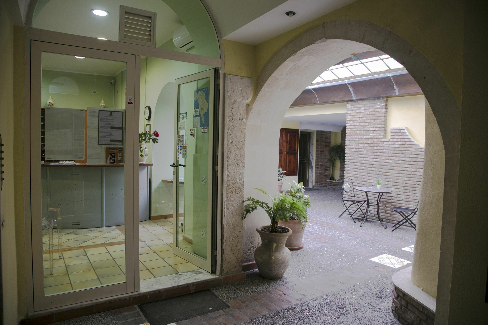 Residenza Turistica Alberghiera dei Baroni Syracuse